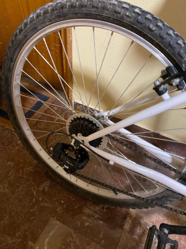 Bicicleta montaña 26” – buen estado, transmisión