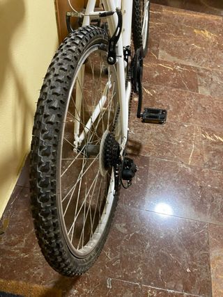 Bicicleta montaña 26” – buen estado, transmisión
