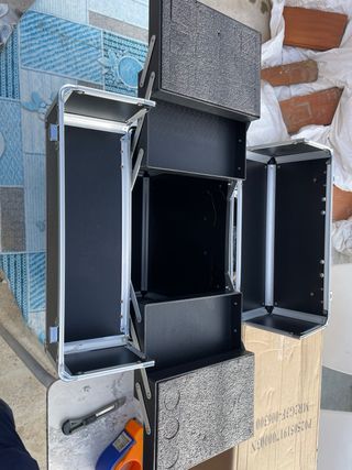 Maletín de maquillaje con ruedas