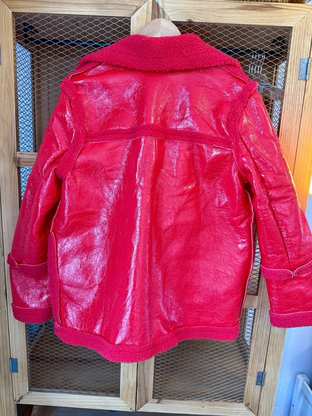 Abrigo invierno rojo moderno A ESTRENAR