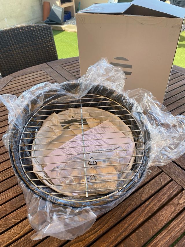 Mini barbecue da tavolo nero