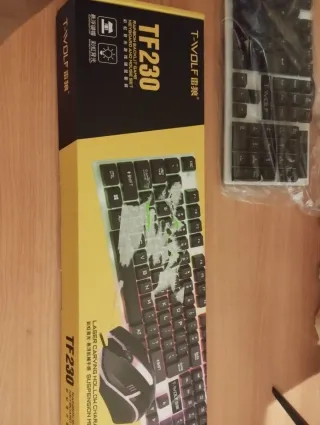 Teclado T-WOLF TF230 Negro y Blanco
