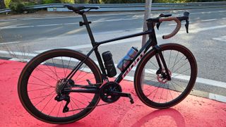 Giant TCR Advanced PRO 1 Di2