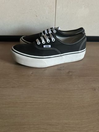 Zapatillas Vans plataforma negras