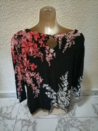 Jersey mujer flores negro y rosa