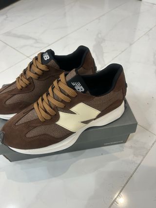New Balance 327 Castanho