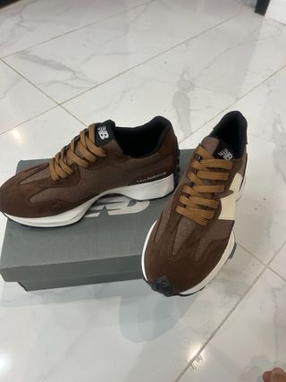 New Balance 327 Castanho