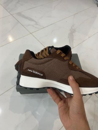 New Balance 327 Castanho