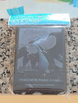 Pokémon Center - Card Sleeves Mega Charizard X 64