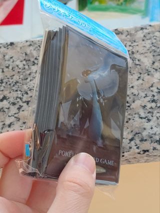Pokémon Center - Card Sleeves Mega Charizard X 64