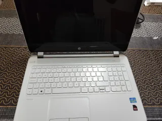 Ordenador portátil HP Plata y Blanco