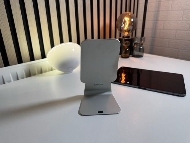 Soporte iPad Ultra Slim Mágico