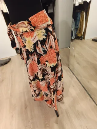 Falda larga estampada tropical