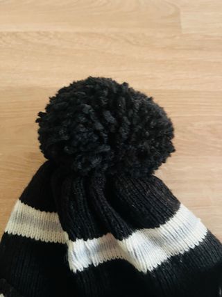 Gorro de lana con pompon