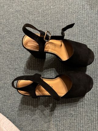 Zapatos de tacón negros para fiesta