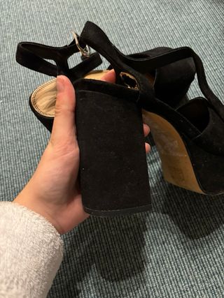 Zapatos de tacón negros para fiesta