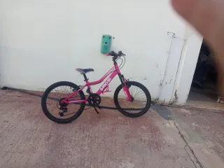 Bicicleta niña B-PRO 20 rosa con marchas