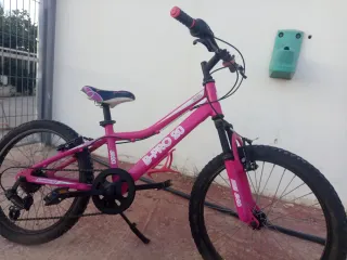 Bicicleta niña B-PRO 20 rosa con marchas