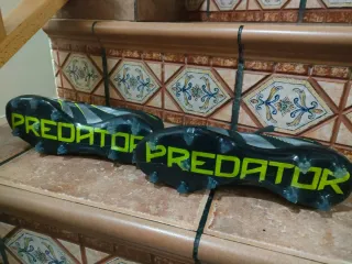 Botas de fútbol Adidas Predator