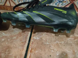 Botas de fútbol Adidas Predator