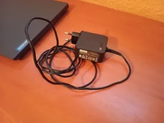 Portátil Lenovo IdeaPad 3 Negro