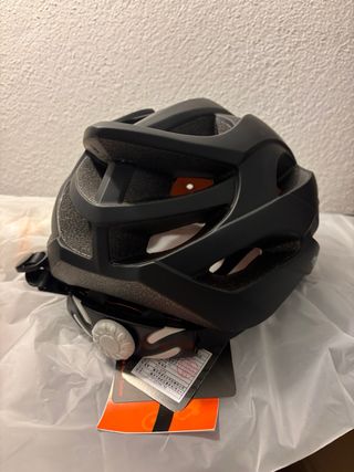 Casco de bicicleta negro