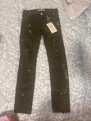 Pantalón Zara niña verde militar