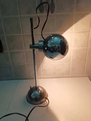 Lampada da tavolo vintage metallo anni 60-70