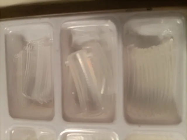 Dual form per ricostruzione unghie