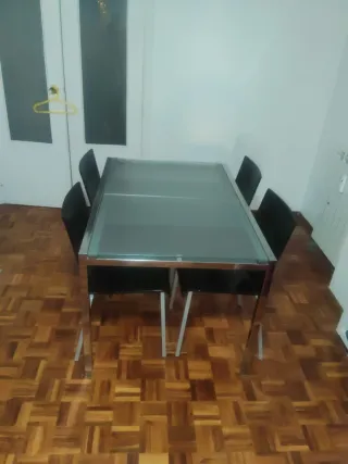 Mesa de comedor cristal y metal extensible