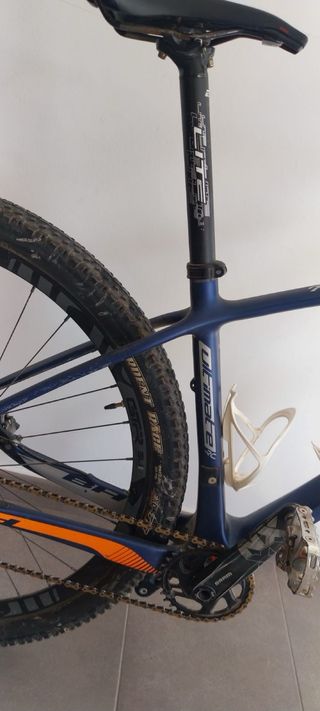 Bicicleta BH Ultimate Carbono 2020