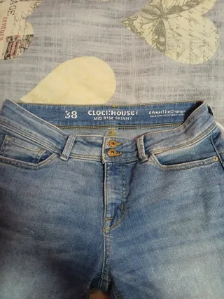 Pantalones vaqueros ajustados Clockhouse talla 38