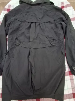 Chaquetón cortavientos T XL. Medidas en descripció