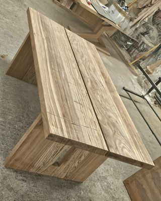 Tavolo da pranzo in legno massello