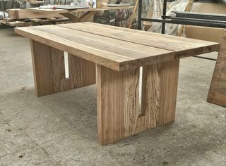 Tavolo da pranzo in legno massello