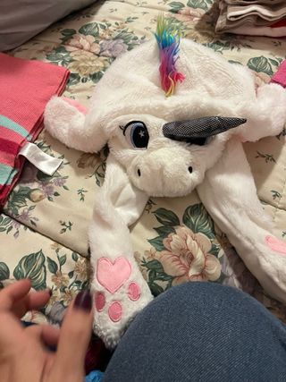 Cappello unicorno bianco e rosa