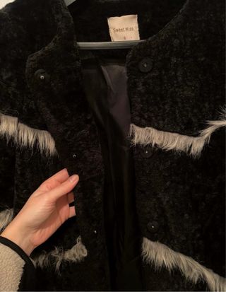 Pelliccia sintetica nera taglia S