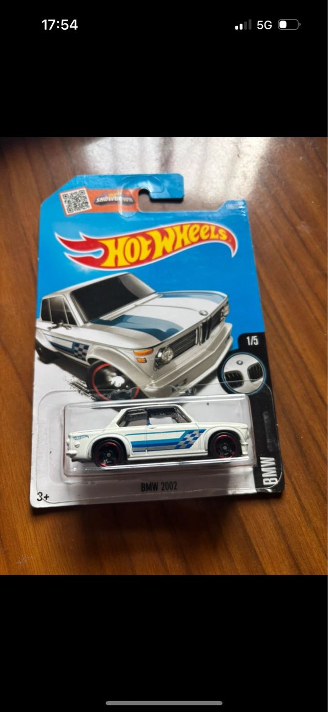 Hot Wheels BMW 2002 Blanco