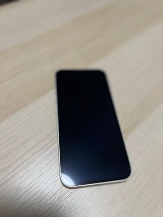 iPhone 13 Blanco 85% Batería + Cargador