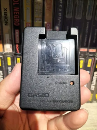 Caricabatterie per fotocamere digitali Sony, Nikon, Casio