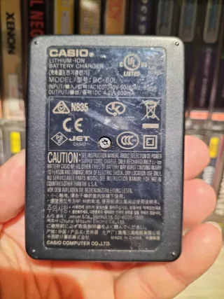 Caricabatterie per fotocamere digitali Sony, Nikon, Casio