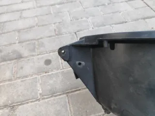 Baúl portacasco Aprilia Sonic