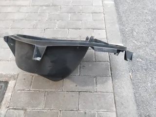 Baúl portacasco Aprilia Sonic