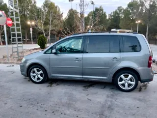 Volkswagen Touran 2009