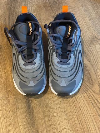 Nike Air Max 270 React ENG Talla 38