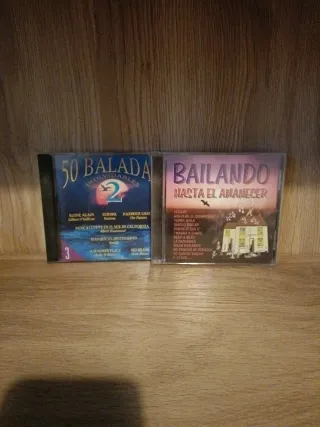CDs Música: 50 Baladas Inolvidables y Bailando