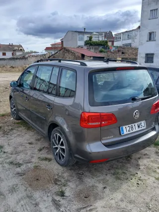Volkswagen Touran 2011