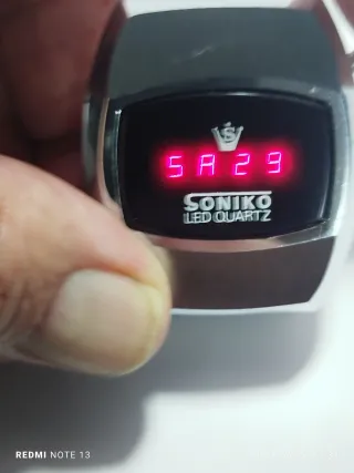 Reloj Soniko LED Quartz Colección