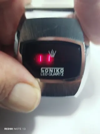 Reloj Soniko LED Quartz Colección