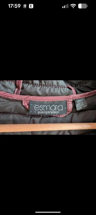 Chaqueta acolchada morada Talla M